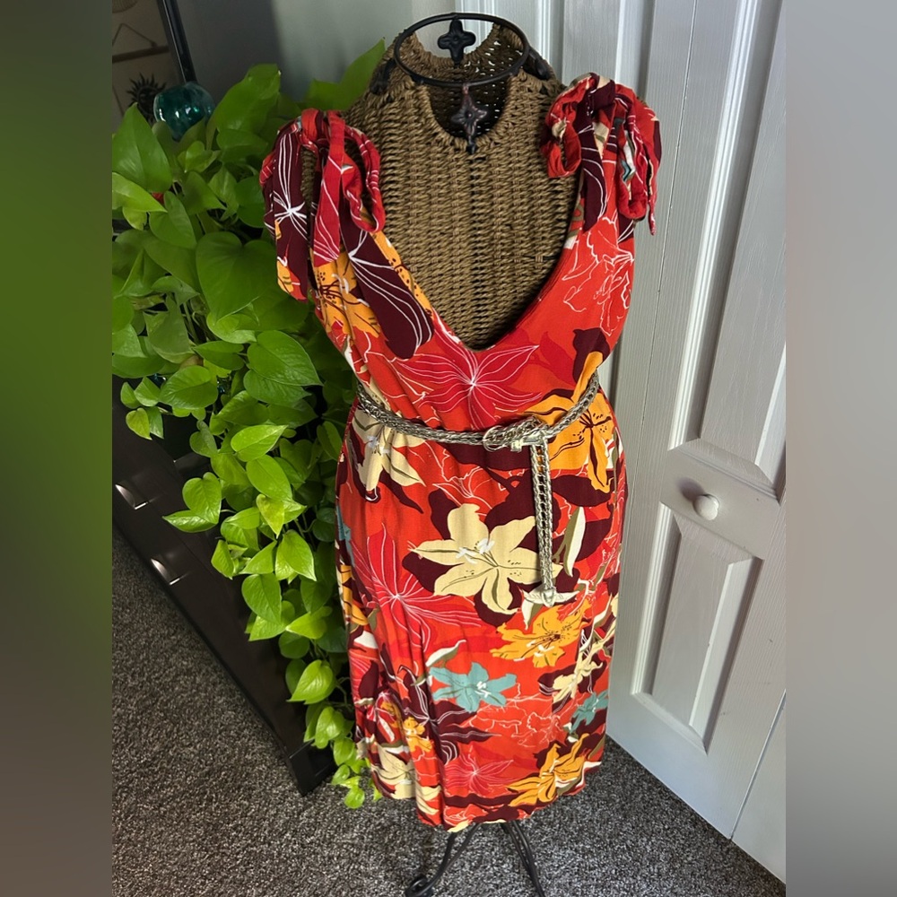 Tropical print dress 🌺